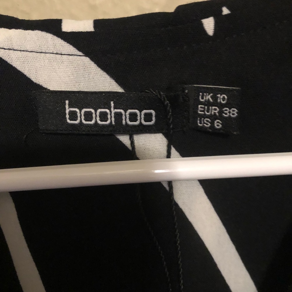 B&W Patterned Blouse - Picture 3 of 3